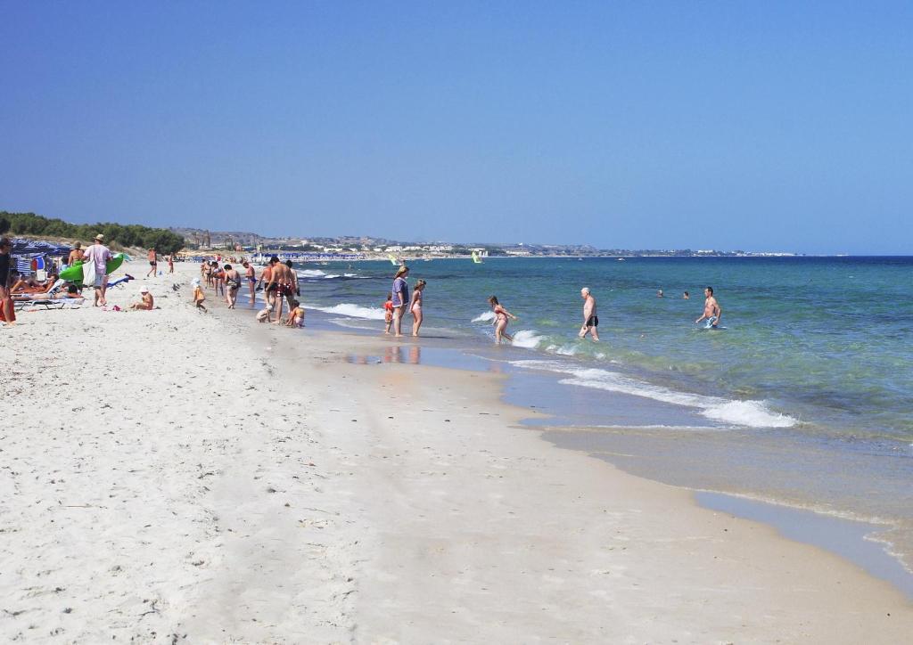 Sandy Beach Marmari  Konforlar fotoğraf